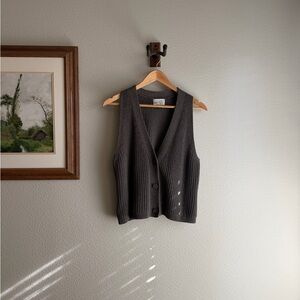 Universal Thread Taupe Knit Vest
